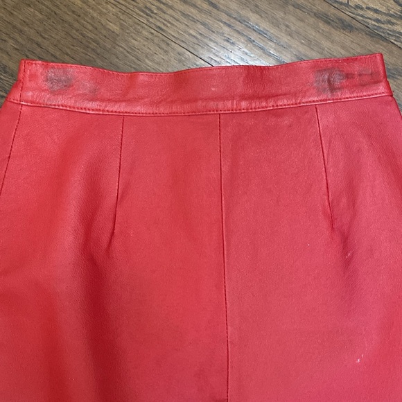 VTG Red Leather Straight Skirt lined size 8 - Picture 11 of 11
